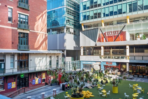 墨爾本CBD寬敞兩房公寓靠近一切  