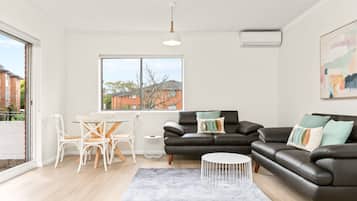 Apartment | Living area