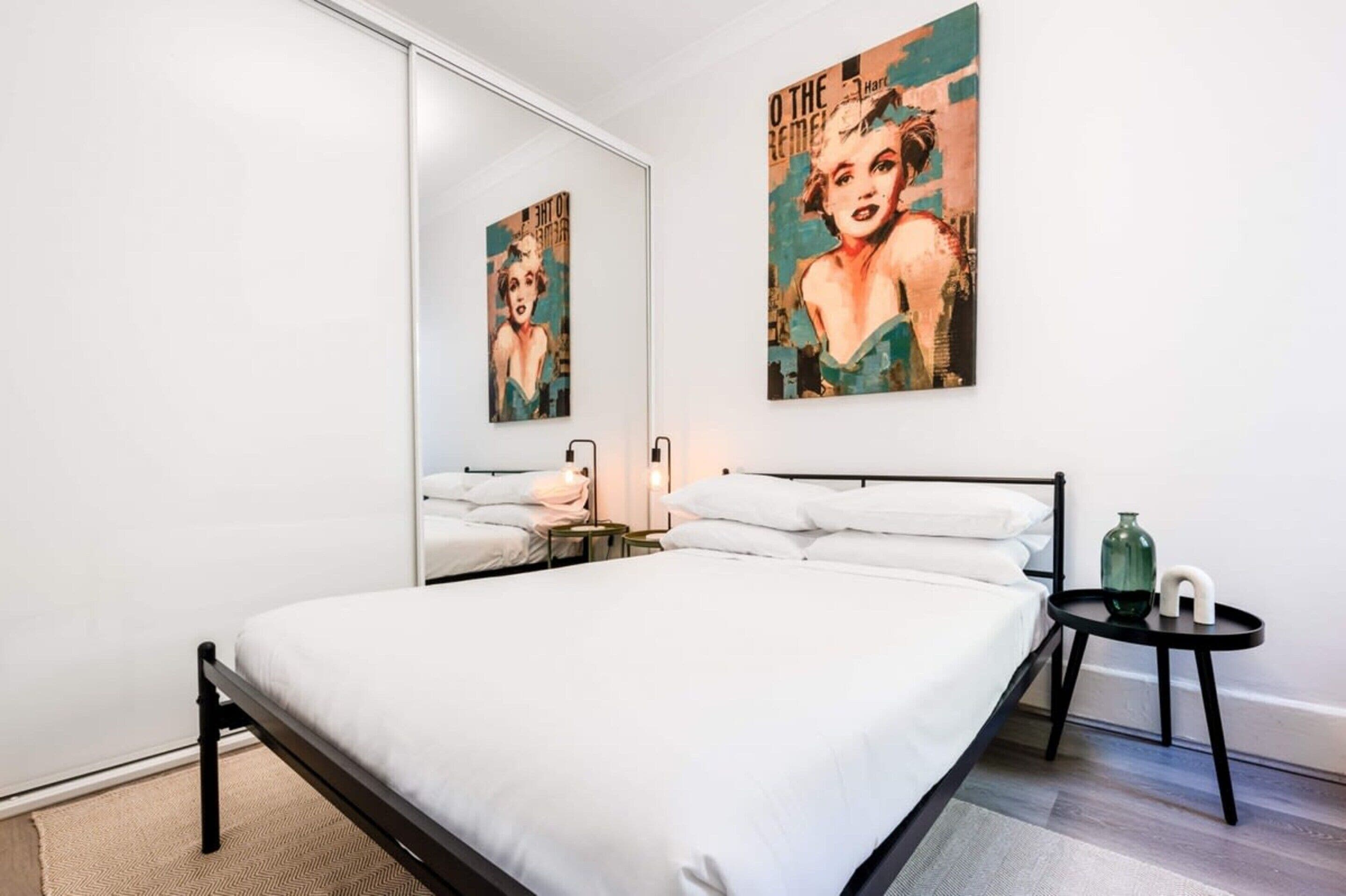 Apartment | 2 bedrooms, laptop workspace, iron/ironing board, bed sheets