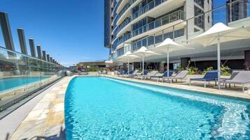 Apartment | Pool | Outdoor pool