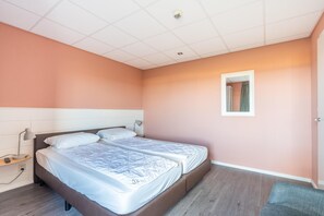 Apartment | 1 bedroom, individually furnished