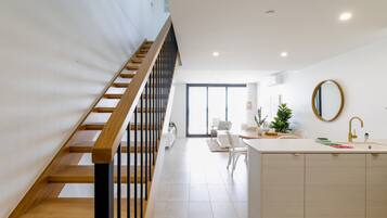 Apartment | Private kitchen | Fridge, cookware/dishes/utensils