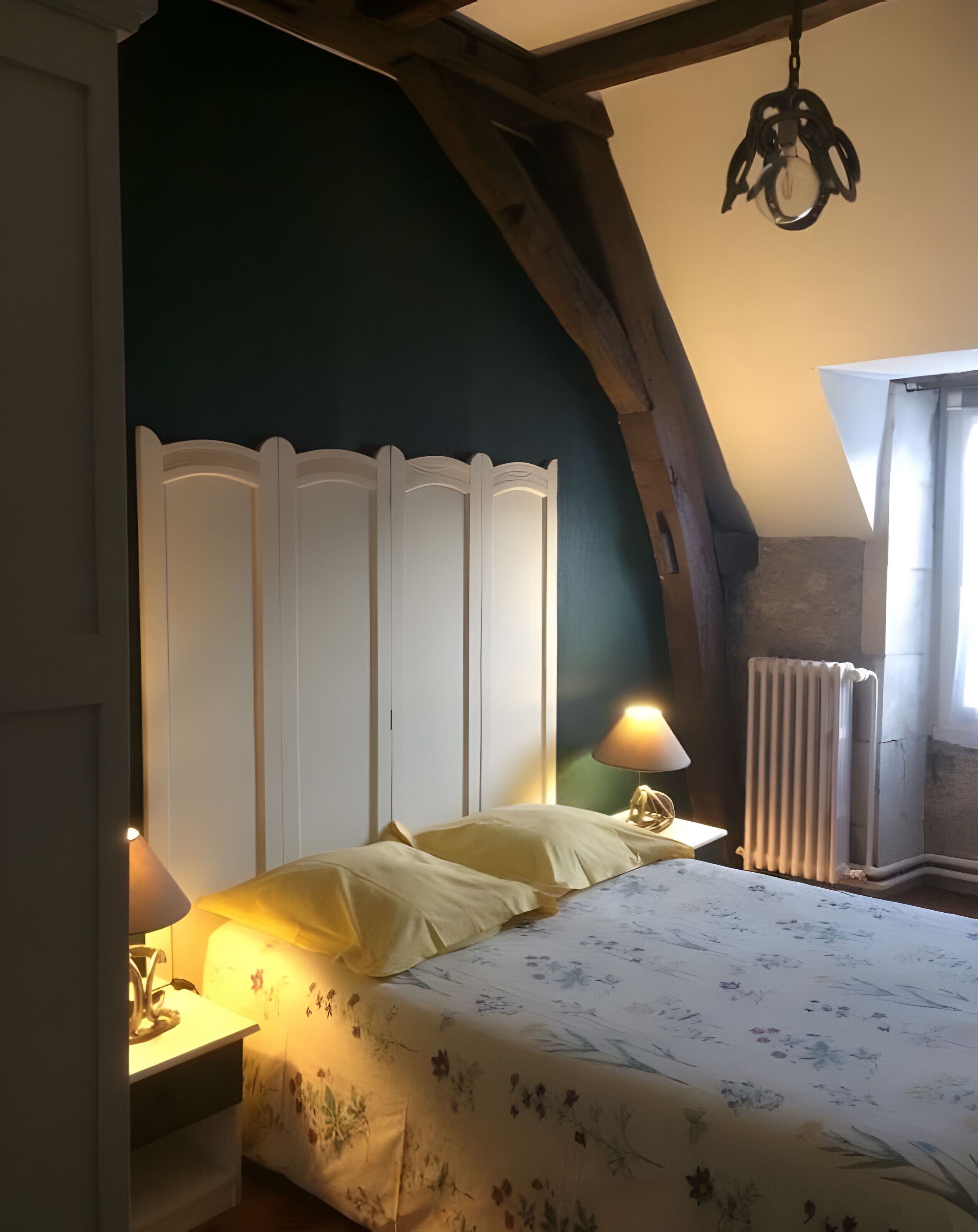 3 chambres, fer et planche à repasser, Wi-Fi, draps fournis