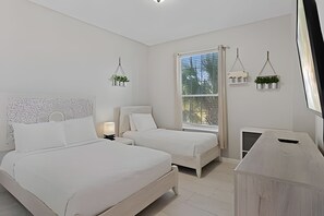 3 habitaciones, tabla de planchar con plancha y wifi gratis 