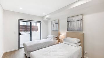 Apartment | 3 bedrooms, iron/ironing board, bed sheets