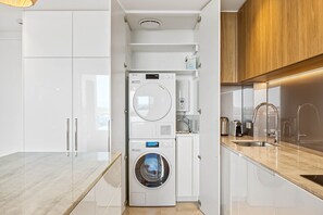 Apartment | Bathroom - Waterfront 2-bed Oasis - Pool, Steam, Jacuzzi, Gym (Sunshine Coast)