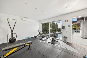 Apartment | Spa treatment - Waterfront 2-bed Oasis - Pool, Steam, Jacuzzi, Gym (Sunshine Coast)