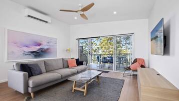 Apartment | Living room