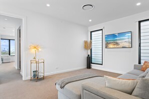 Apartment | Living room