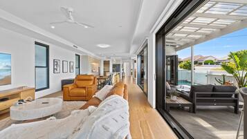 Apartment | Living room