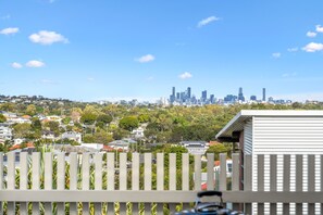 الإطلالة من المنشأة