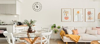 Coastal 2-bed Apartment Near Beach