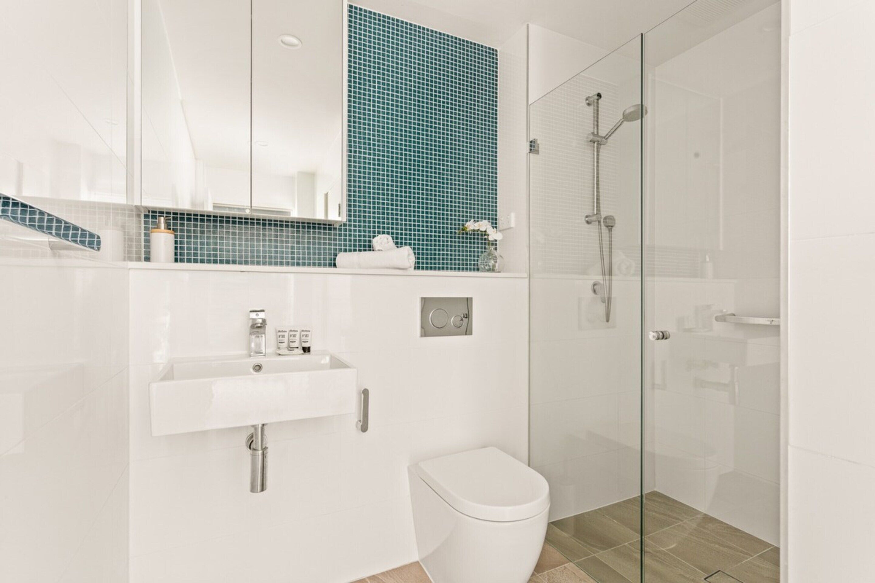 Apartment | 2 bedrooms, iron/ironing board, bed sheets