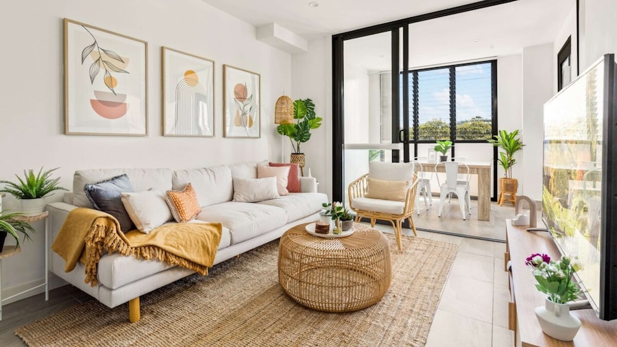 Coastal 2-bed Apartment Near Beach