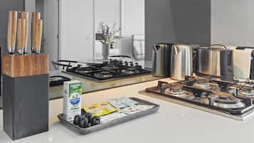 Apartment | Private kitchen | Cookware/dishes/utensils