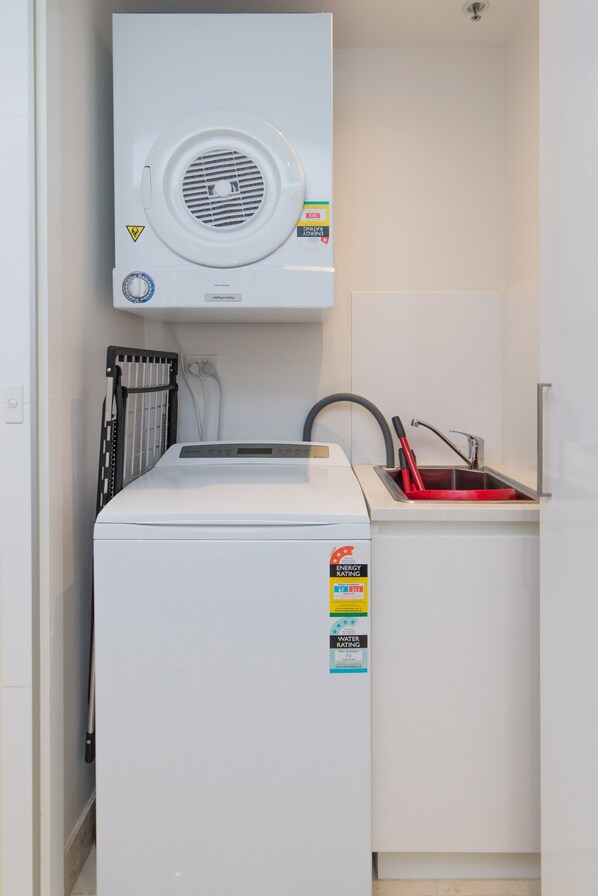 Apartment | Interior - Spacious 1-bed With View in Central Location (Canberra)