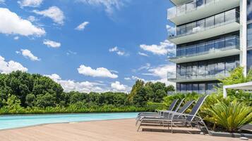Apartment | Pool | Outdoor pool