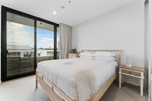 Apartment | 1 bedroom, laptop workspace, iron/ironing board