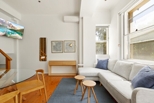 Apartment | Living area