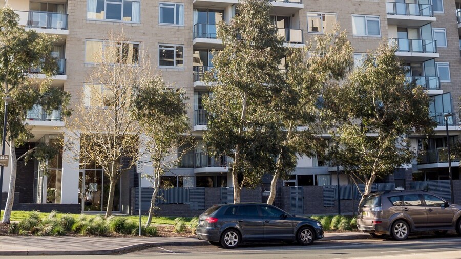 Central 1-bed With Parking, BBQ