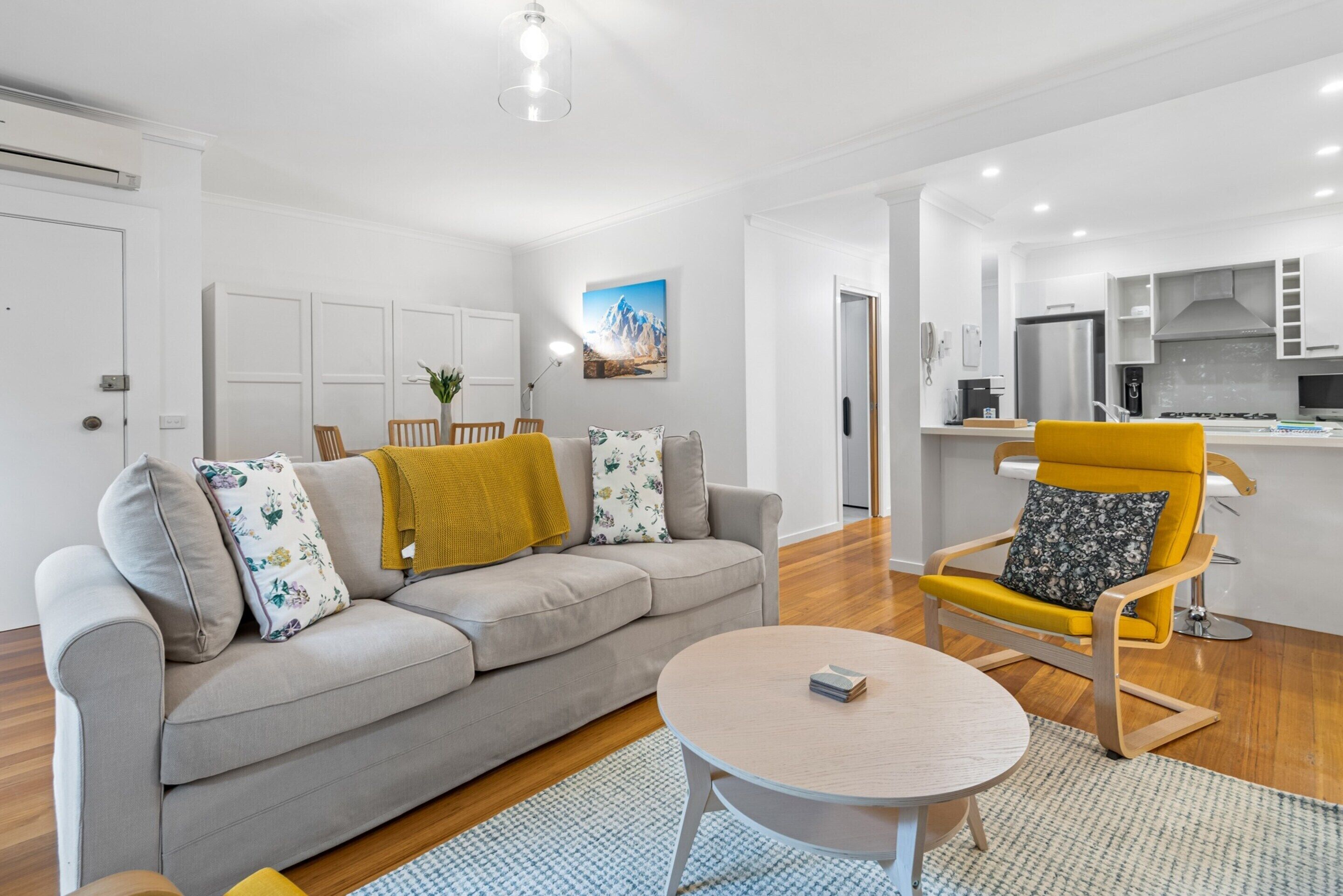 Apartment | Living area