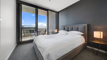 Apartment | 1 bedroom, iron/ironing board, bed sheets