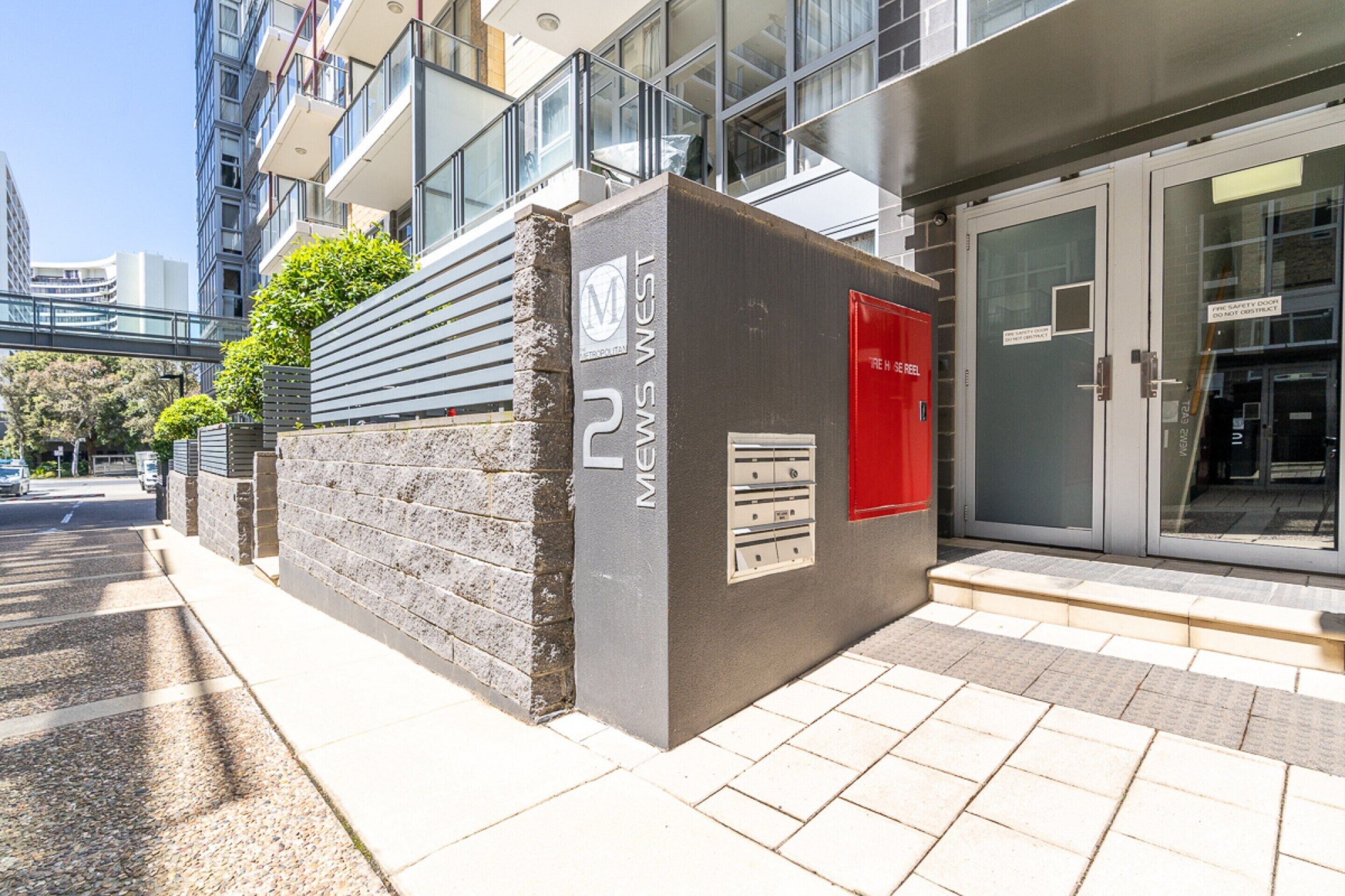 Apartment | Reception