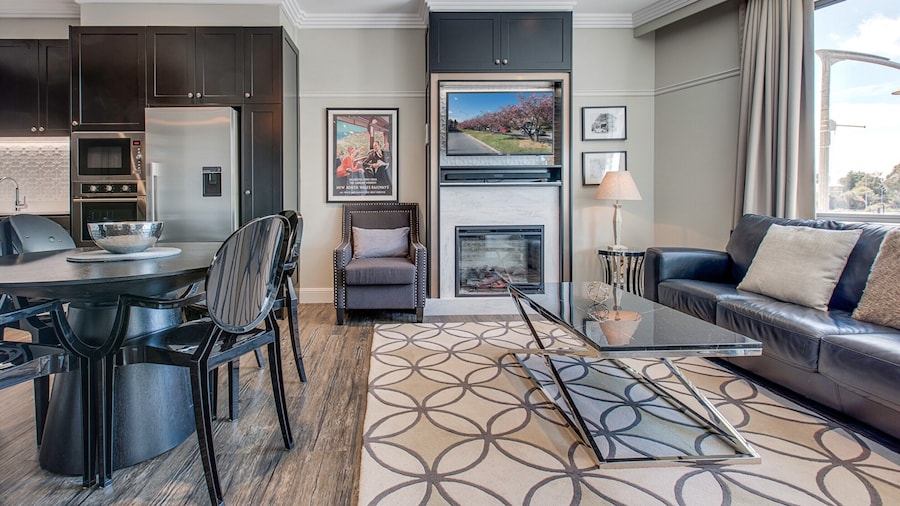 Mountain Retreat, Steps From Train Station