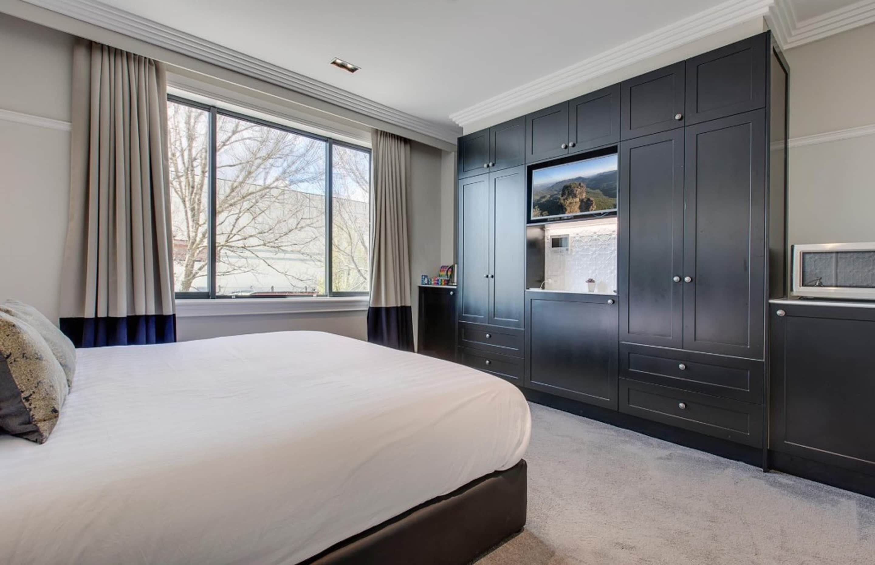 Apartment | 2 bedrooms, iron/ironing board, bed sheets