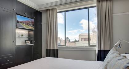 Mountain Retreat, Steps From Train Station