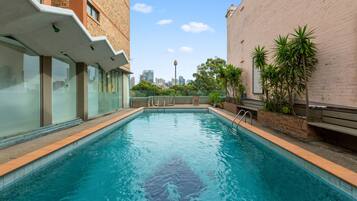 Casa | Piscina | Una piscina al aire libre