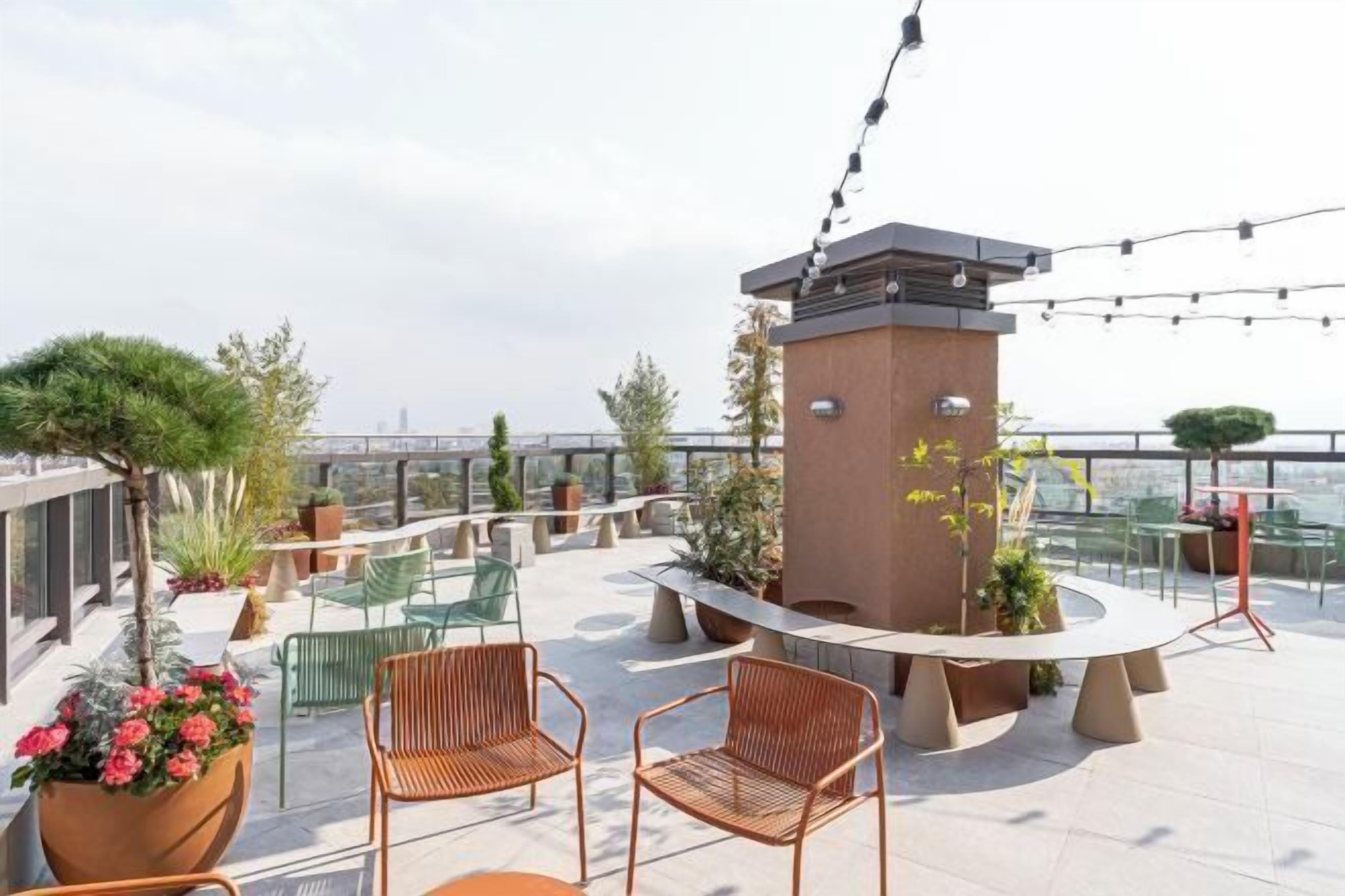 المنشأة من الخارج