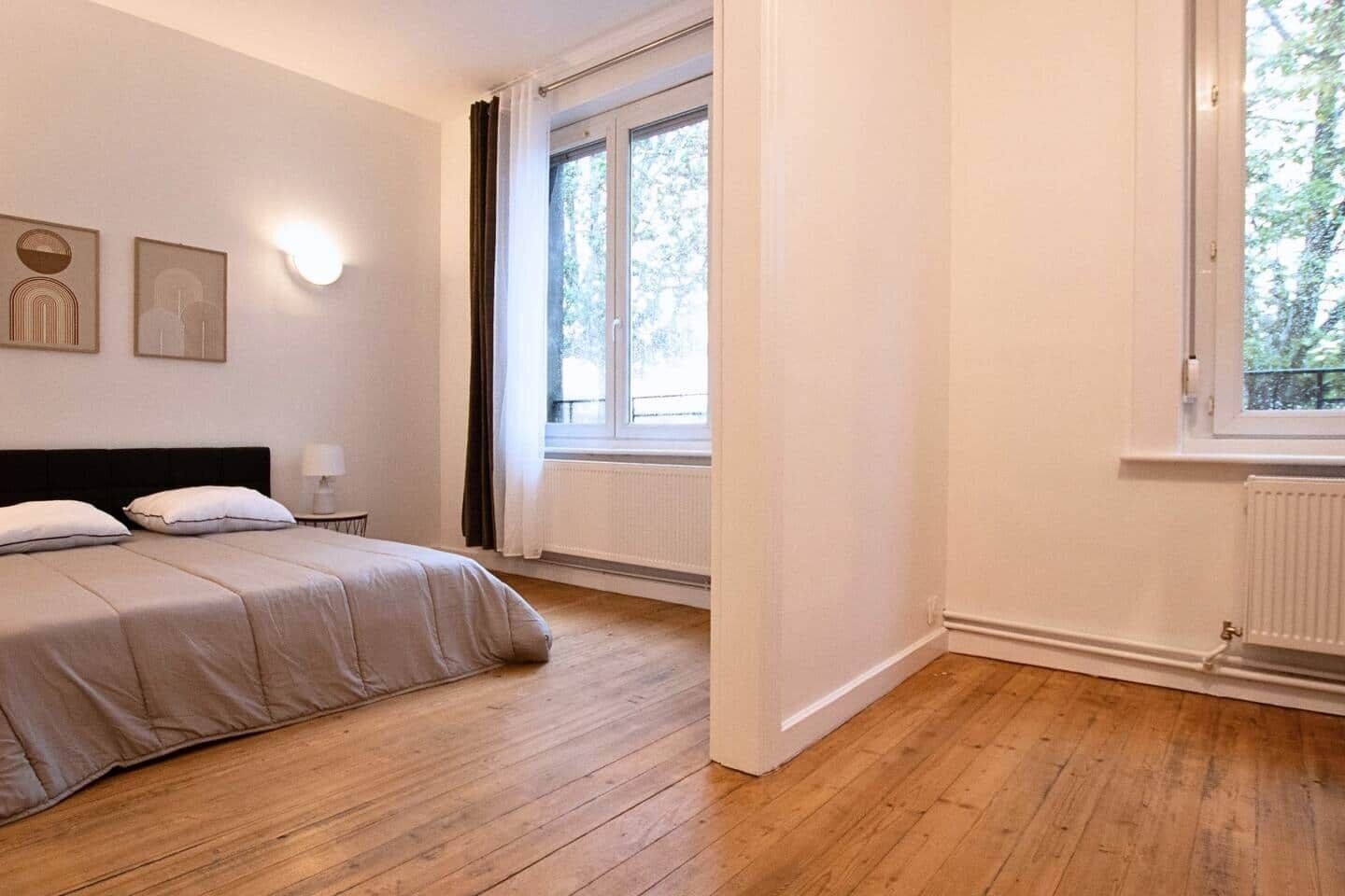 5 chambres, Wi-Fi, draps fournis