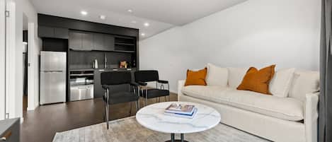 Apartment | Living area