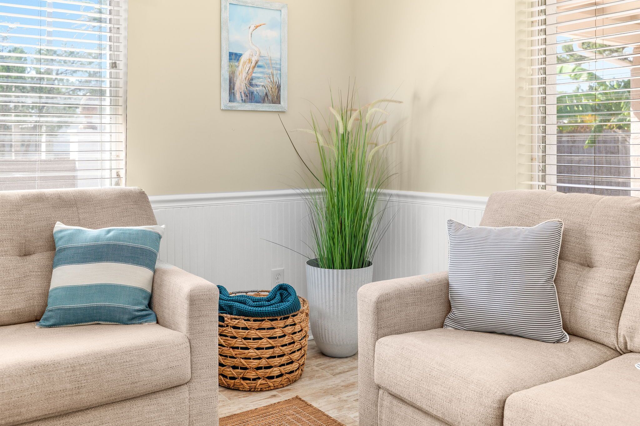 Smart TV, caminetto, tavolo da ping pong