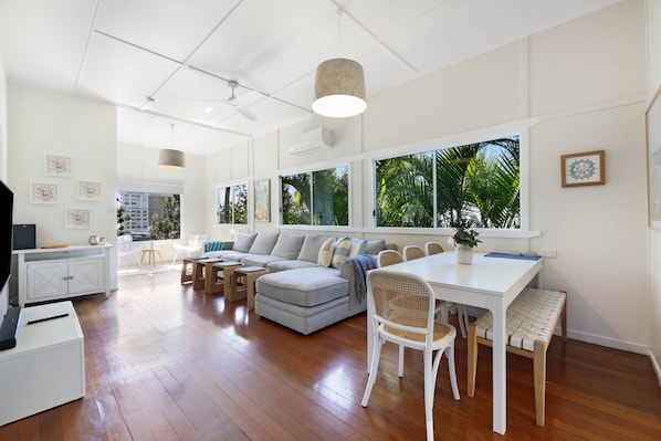 Apartment | Living area