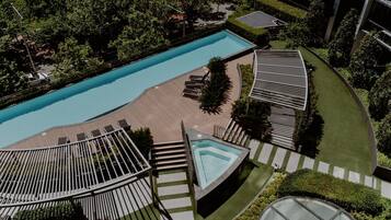Apartment | Pool | Outdoor pool