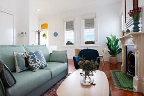 غرفة المعيشة