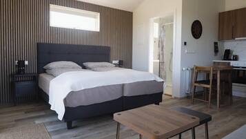 1 bedroom, travel crib, free WiFi, bed sheets