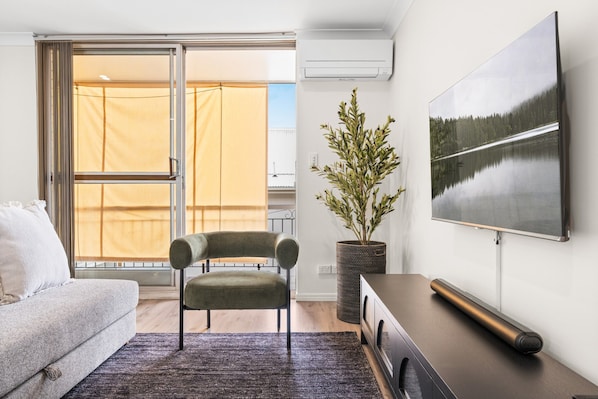 Apartment | Living area