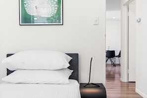 Apartment | 2 bedrooms, laptop workspace, iron/ironing board, bed sheets