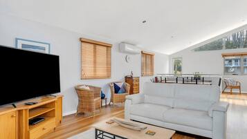 Apartment | Living room