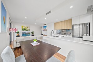 Apartment | Interior - Inner-city 2-bed With Large Balcony, Garden & Gym (Canberra)
