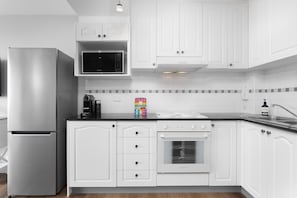 شقة | مطبخ خاص | مستلزمات طهي/أطباق/أوعية