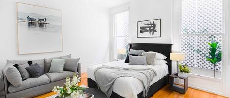 House | 1 bedroom, iron/ironing board, bed sheets