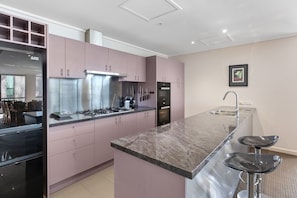 شقة | مطبخ خاص | مستلزمات طهي/أطباق/أوعية