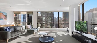 2-bed Inner-city Pad With Gym