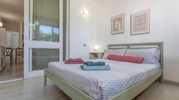 1 soverom, strykejern/-brett, wi-fi og sengetøy