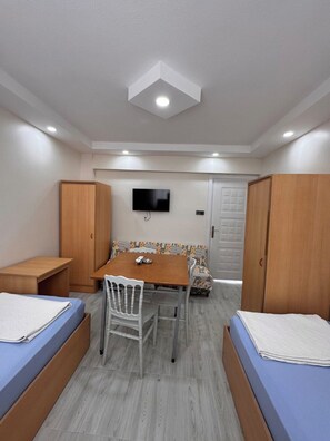 Desk, free WiFi - Orçın Apartmanı (Lapseki)