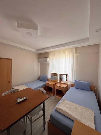 Escritorio y wifi gratis